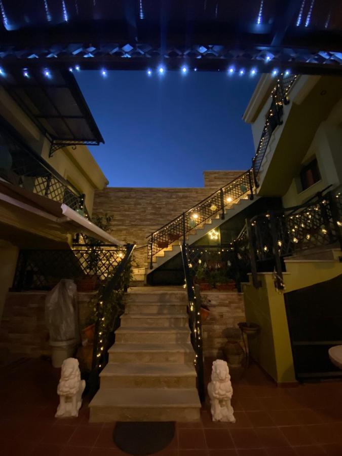 Апартаменты Dominique Meteora House Калампака Экстерьер фото